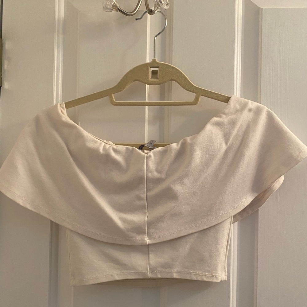 Off the Shoulder White Crop Top